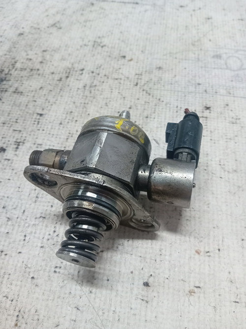 Pompa inalta presiune Volkswagen Scirocco 2.0 Benzina 2008, 06H127025K