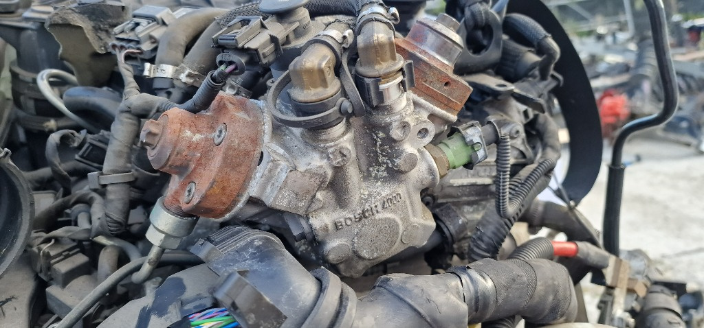 Pompa Inalta Volvo S60 2.0 d XC60 V70 V50 Euro 5 D5204T7