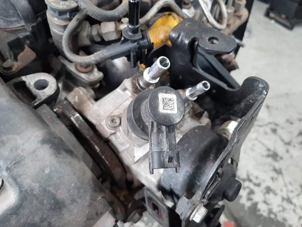 Pompa inalte 1.5 dci renault clio 4 captur dacia duster 0445010704