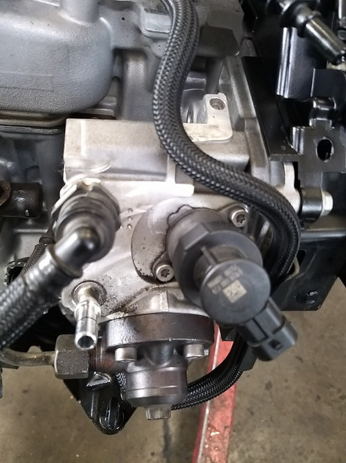 Pompa inalte 1.6 hdi bh bh01 peugeot 308 208 5008 citroen c3 c4 euro 6 dupa 2013 0445010739