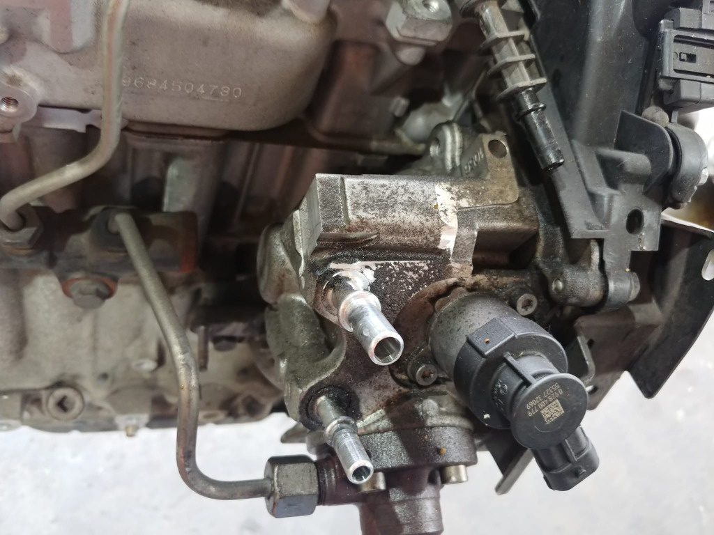 Pompa inalte 1.6 hdi peugeot 308 208 5008 citroen c3 c4 0445010739 9811347380