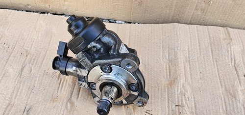 Pompa inalte AUDI A6 4F 2.0 TDI CAG CAH 2009 2010 2011 2012