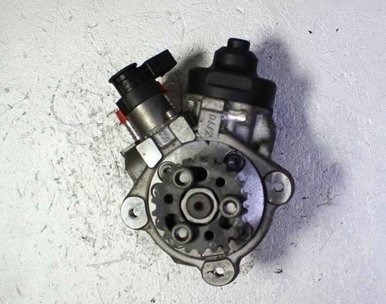 Pompa inalte cod 03l130755 audi a4 b8 2.0 tdi caga 143 cai
