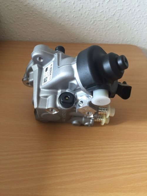 Pompa inalte cod 03l130755 audi a5 2.0 tdi caha 170 cai
