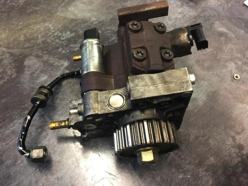 Pompa inalte cod 4s7q-9b395-aj jaguar xf 2.7d ajd 207 cai