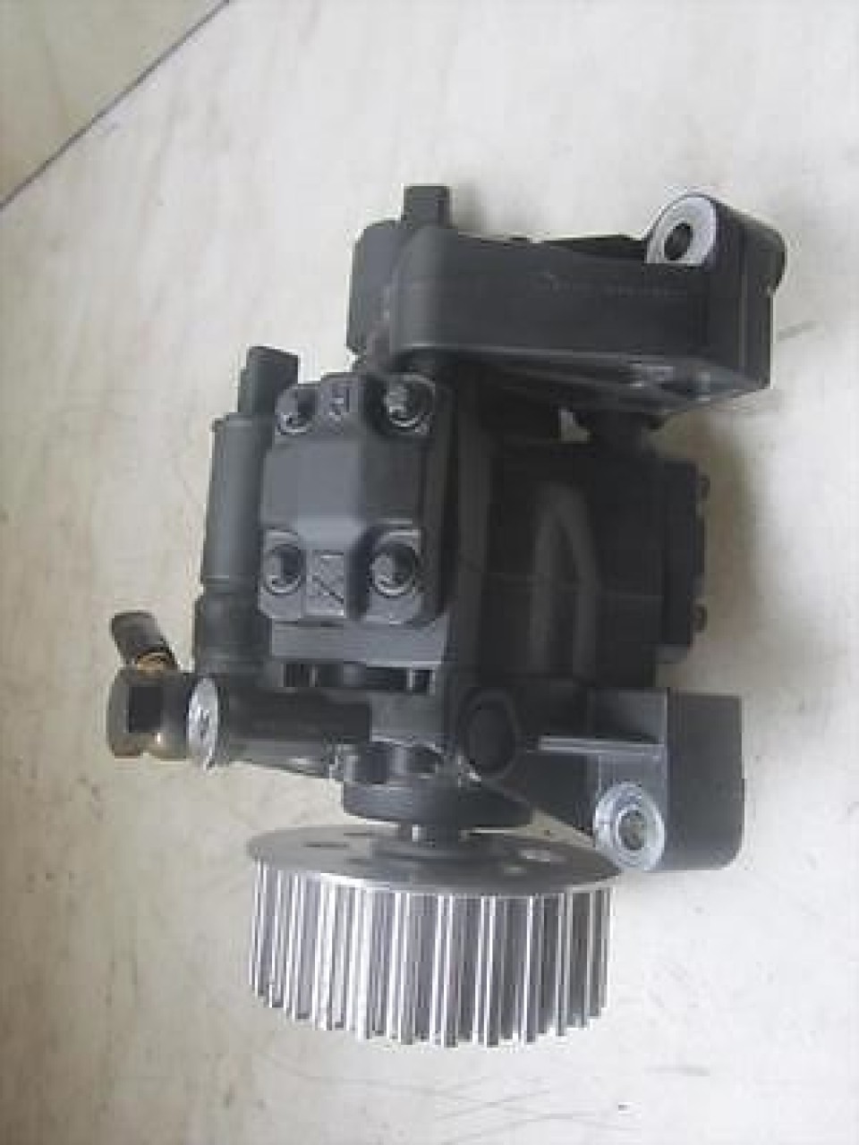 Pompa Inalte Dacia Duster 1 5 Dci Euro 5 Cod 8200704210 A2c53252602