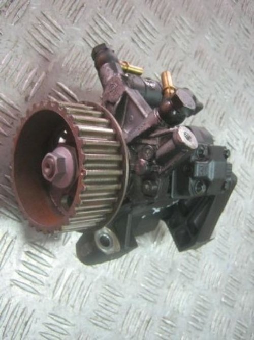 Pompa Inalte Renault Fluence 1 5 Dci Euro 5 Cod 8200704210