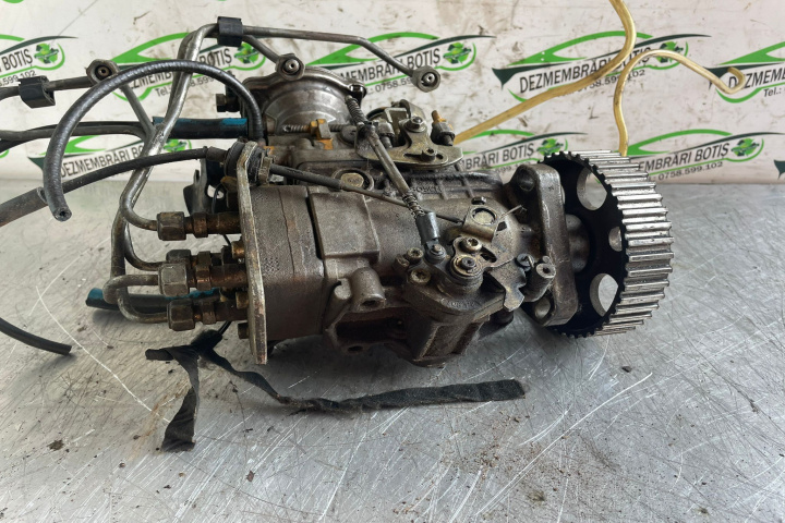 Pompa injectie 1 465 530 831 Volkswagen VW Vento [1992 - 1998] Sedan 1.9 TD MT (75 hp)