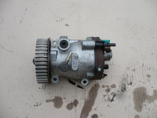 Pompa injectie 1 5 dci renault si dacia marca DELPHI