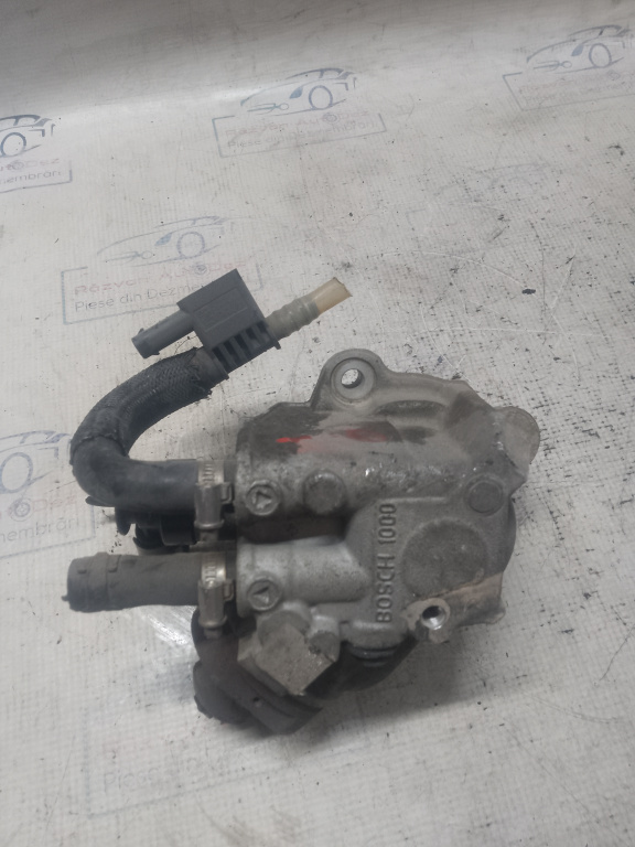 Pompa injectie BMW F10 2011, 7810696
