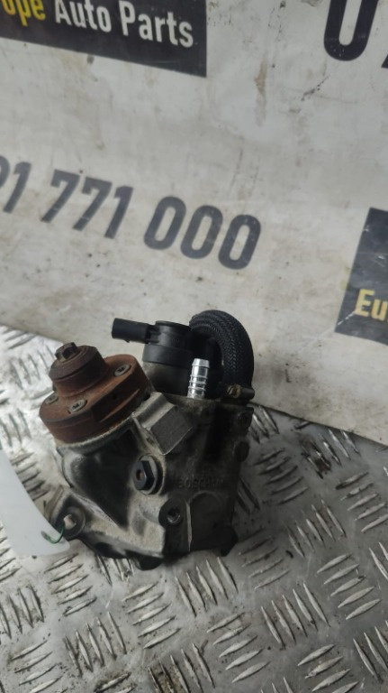 Pompa injectie BMW seria 3 F30 2.0 D 184Cp/135kw cod motor N47D20C , an 2013 cod 7810696-09 / 044501...