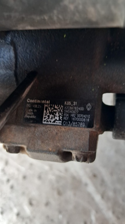 Pompa injectie Dacia Duster 1.5 dci 110 CP cod motor K9K an 2015 cod 8200704210 / 167000061R