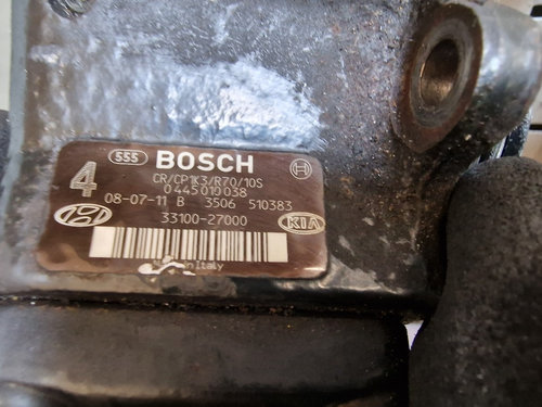 Pompa Injectie Hyundai Tucson 2.0CRDI Euro 3 cod 33100-27000 sau 0445010038