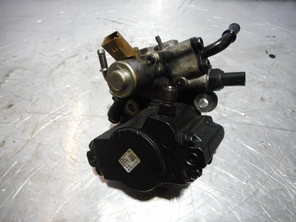 Pompa injectie Mercedes B-class W246 A6510701801