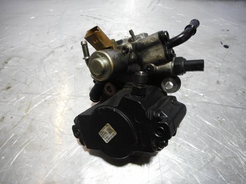 Pompa injectie Mercedes B-class W246 A6510701801