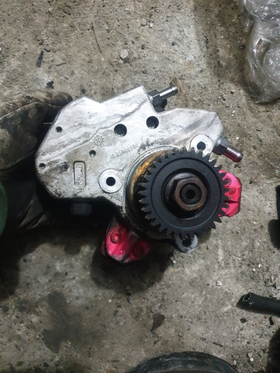 Pompa injectie Mercedes E Class W212 GLK 3.0CDI V6 X204 A6420700801