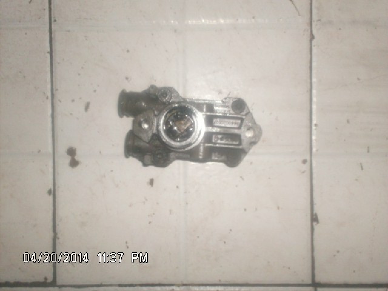 Pompa injectie Mercedes E220 S210; 6110900350 (suplimentara, joasa presiune)