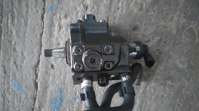 Pompa injectie opel astra h , vectra c 1.9 cdti 150 cp cod motor z19dth