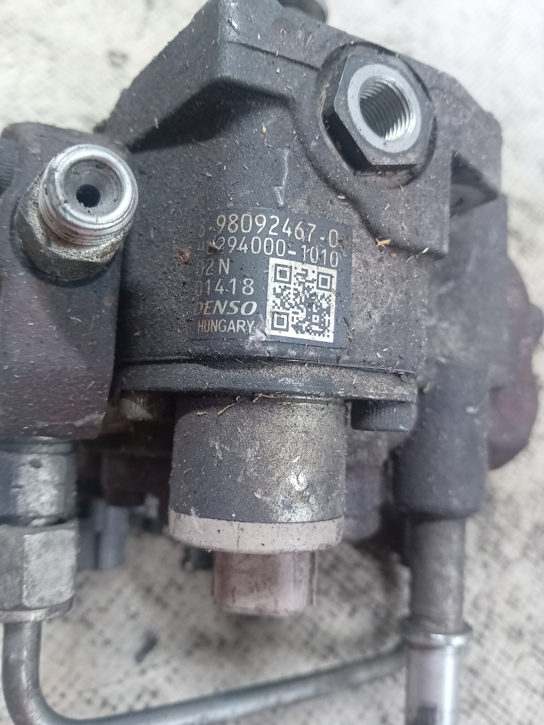 Pompa injectie Opel Astra J 1.7 2011, 98092467