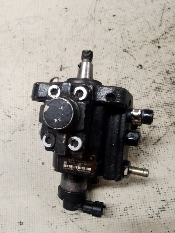 Pompa injectie Opel Insignia A 2011, 55571005 / 0445010193