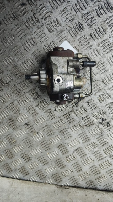 Pompa injectie Opel Zafira 1.7 CDTI cod motor Z17DTR an 2006 cod 8973762691