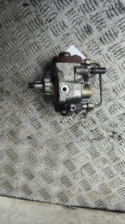 Pompa injectie Opel Zafira 1.7 CDTI cod motor Z17DTR an 2006 cod 8973762691