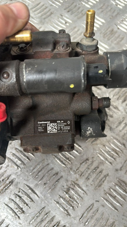 Pompa injectie Renault Megane 3 1.5 dci K9K837 an 2013 cod 167000938R