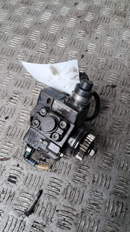 Pompa injectie Renault Trafic 3 1.6 DCI cod motor R9M an 2016 cod 167008960R / 0445010404