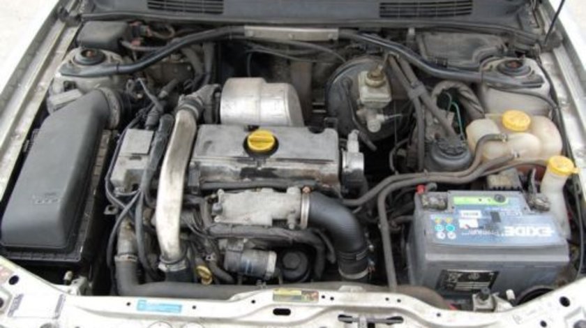 Pompa injectie saab 9-5 2.2 tid cu 2 mufe cod 0470504212