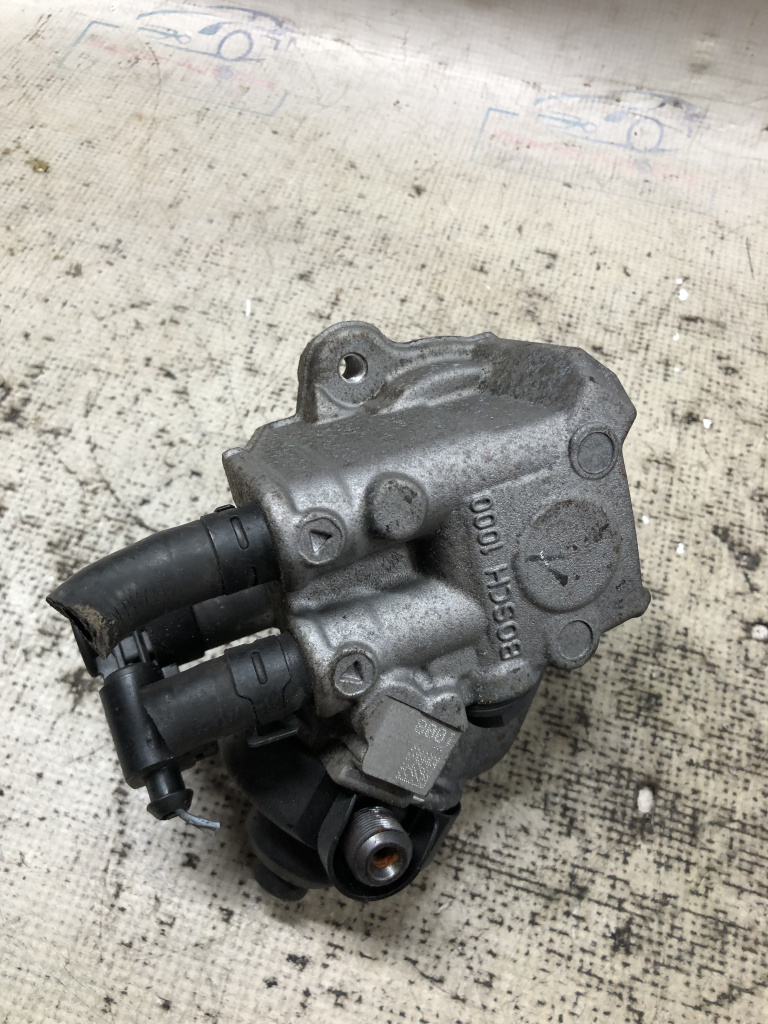Pompa injectie Seat Exeo 2.0 2012, 03L130755
