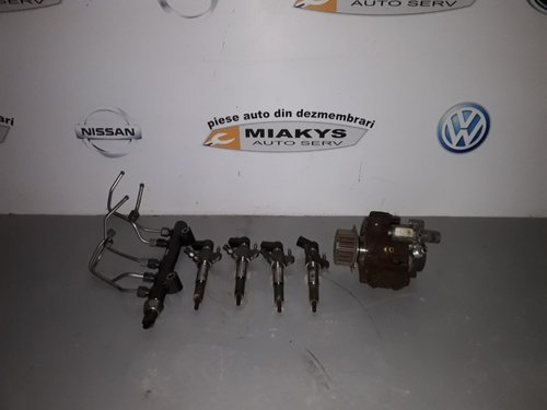 Pompa injectie si injectoare Citroen Xsara Picaso pentru motor 9H05