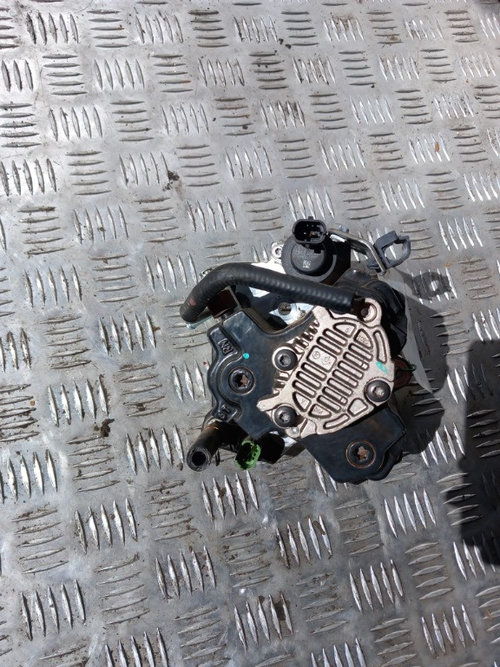Pompa injectie Toyota Corolla 1.4 D4D 2014 221000W010