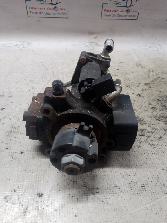 Pompa injectie Volkswagen Passat B7 1.6 2011, 03L130755H