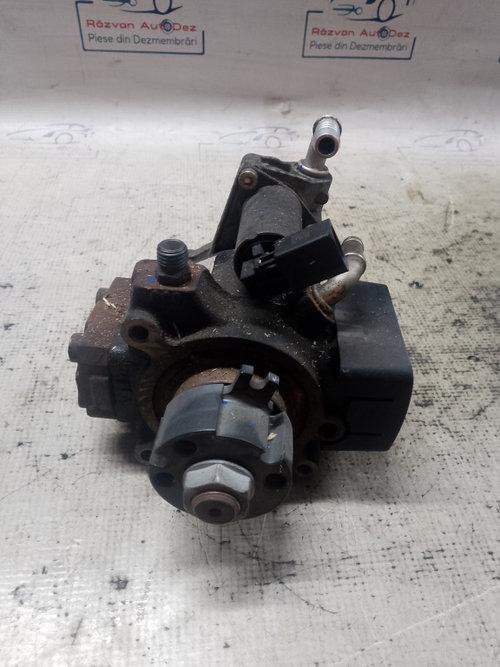 Pompa injectie Volkswagen Passat B7 1.6 2011, 03L130755H