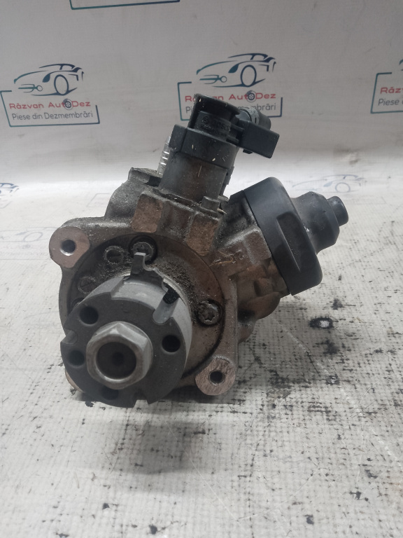 Pompa injectie Volkswagen Passat B7 2011, 03L130755L