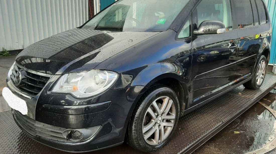 Pompa injectie Volkswagen Touran 2009 VAN 1.9 TDI