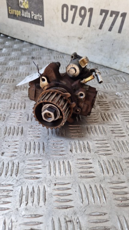 Pompa injectie Volvo V70 1.6 d an de fabricatie 2012 cod 9676289780