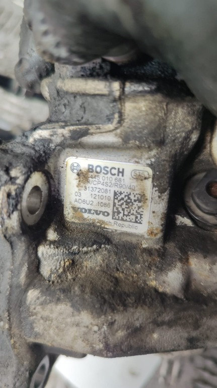 Pompa injectie Volvo XC90 2.4 D cod motor D5244T17 transmisie automata,an 2013 cod 31372081 / 044501...