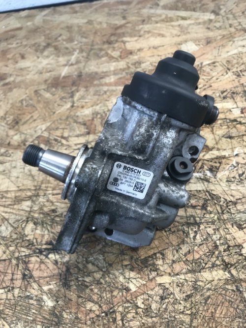 Pompa injectie VW Golf 7 Alltrack 4x4 Automat DSG combi 2016 (04L130755D)