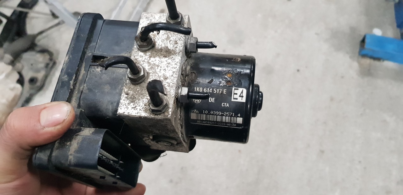 Pompa modul ABS Audi A3 8P 2006 2007 2008 2009 2010  1k0614517e