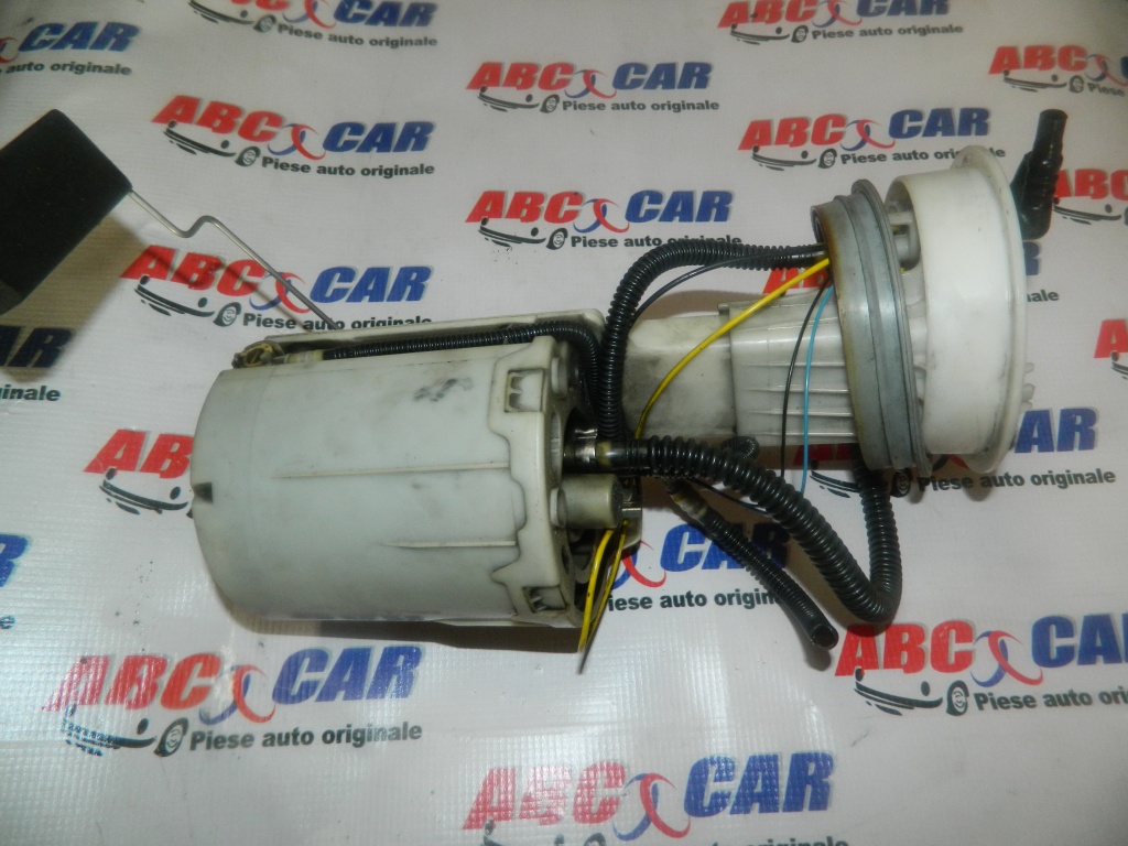Pompa motorina Audi A4 B6 1.9 TDI cod: 8E0919050