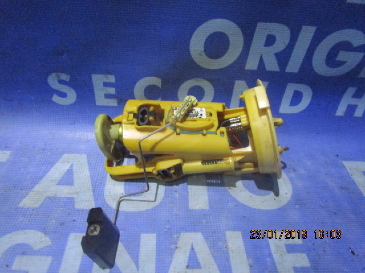 Pompa motorina BMW E46 330d;  6750582
