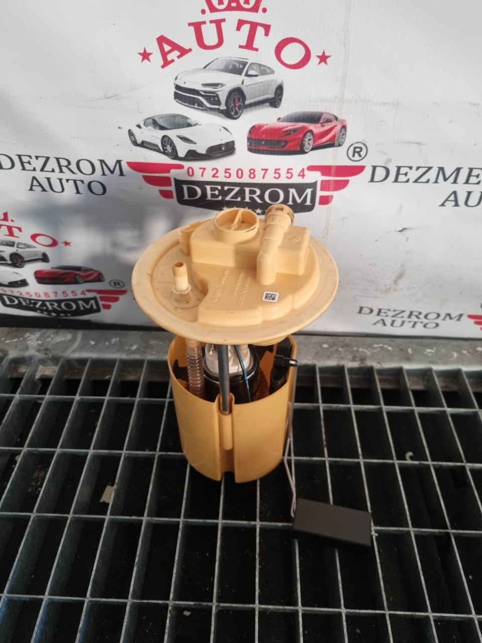 Pompa motorina rezervor Alfa Romeo 159 2.4 JTDM 210cp cod piesa : 55601671
