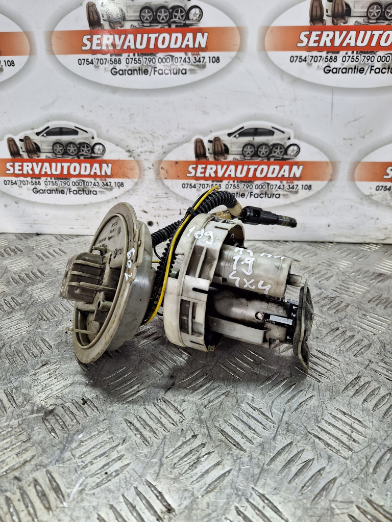 Pompa motorina rezervor Audi A4 (2001-2004) [8E2, B6] 1.9 Motorina 2002, 8E0906087J / 4×4