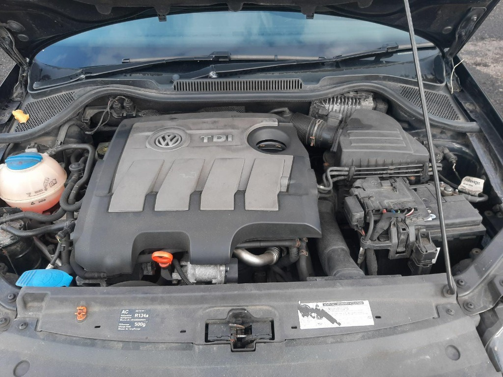 Pompa motorina rezervor Volkswagen Polo 6R 2010 Hatchback 1.6 TDI