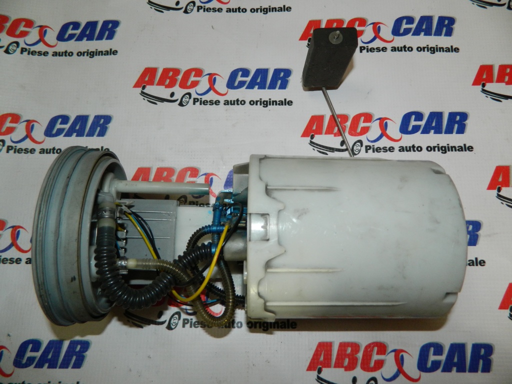 Pompa motorina VW Sharan 1.9 TDI cod: 7M3919050A