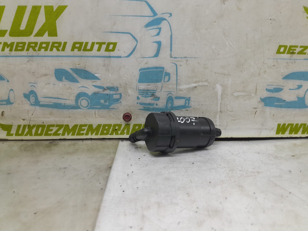 Pompa pompita vas lichid parbriz Volkswagen VW Passat B6 [2005 - 2010]