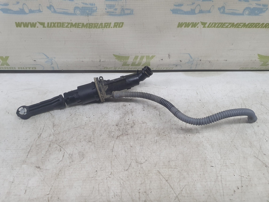 Pompa principala ambreiaj 9685798980 2.0 hdi RHF Citroen C5 2 [2008 - 2017] 2.0 hdi RHF