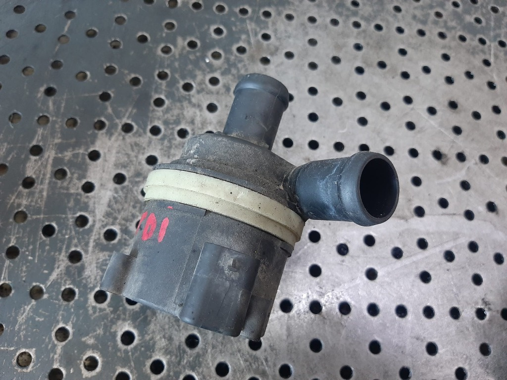 Pompa recirculare apa 1.2 tdi cfw vw polo 6r seat ibiza 5 skoda fabia 2 6r0965561a