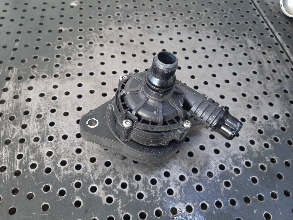 Pompa recirculare apa 1.2b hn09 peugeot 208 9857212180 0392023484
